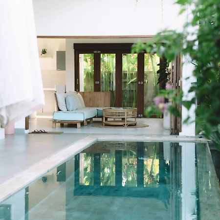Airsatang Three Palms Surf & Stay Medewi المظهر الخارجي الصورة