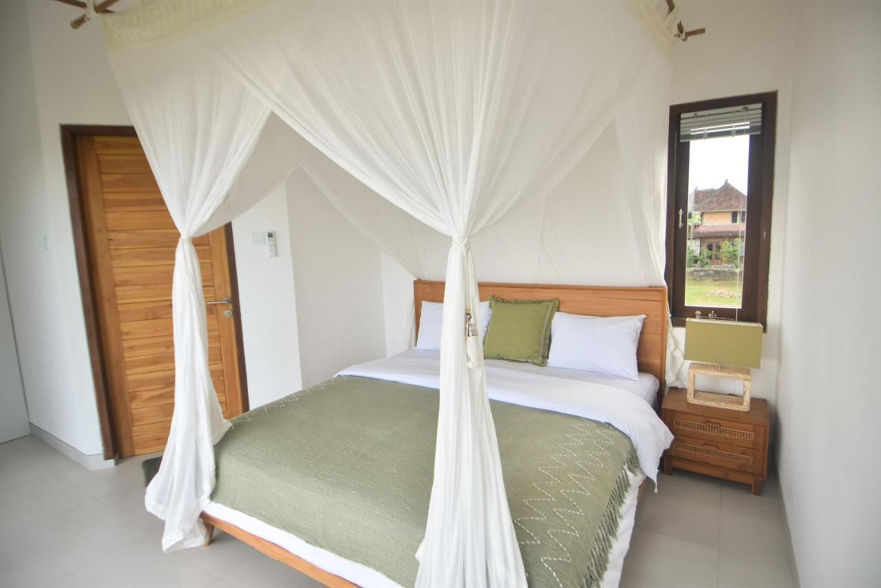 Airsatang Three Palms Surf & Stay Medewi المظهر الخارجي الصورة
