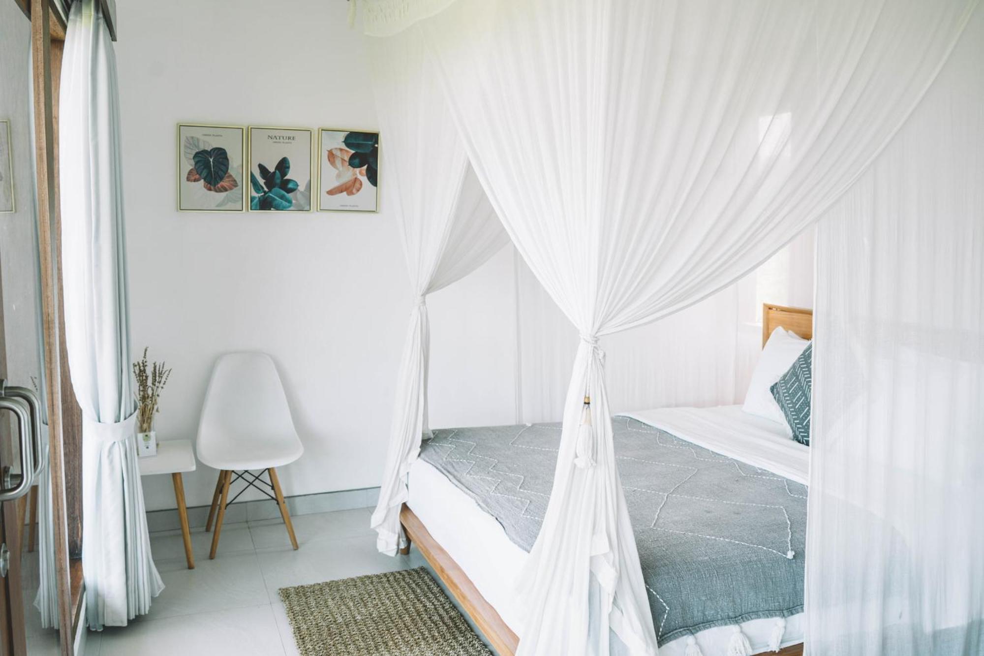 Airsatang Three Palms Surf & Stay Medewi المظهر الخارجي الصورة